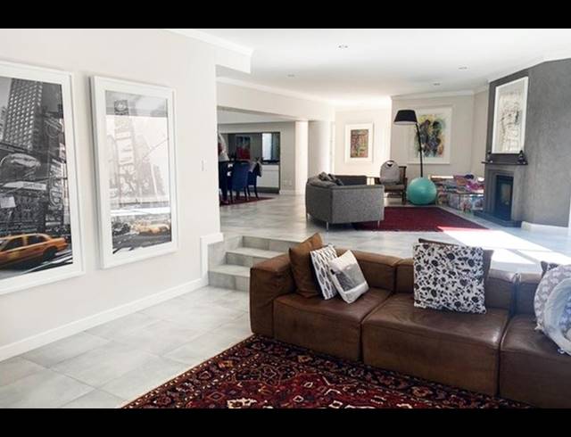 3 BEDROOM HOUSE FOR SALE IN SANDOWN